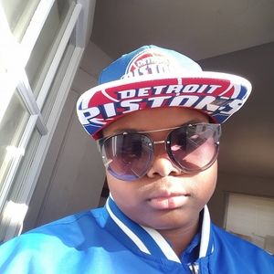 Meet your Posher, Damien